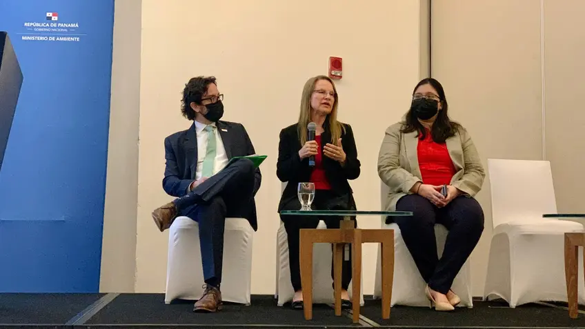 Dr. Pablo Vieira, NDC Partnership Global Director; Dr. Ligia Castro de Doens, Climate Change Advisor at the Ministry of Environment of Panama; and Dr. Guadalupe González, Electricity Director, National Energy Secretariat